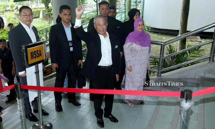 Bersatu Leaders Arrive At Shah Alam Courts New Straits Times