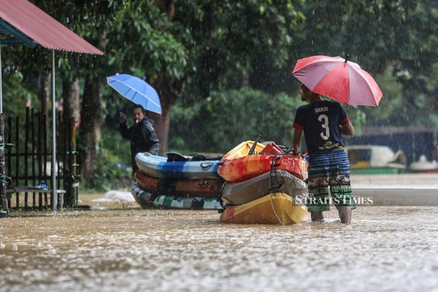 More Flood Victims In Terengganu Five Evacuation Centres Opened New