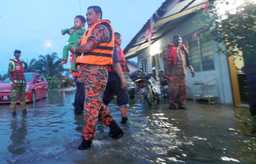 Forty Houses In Kapar Hit By Floods Following High Tide Phenomenon New Straits Times