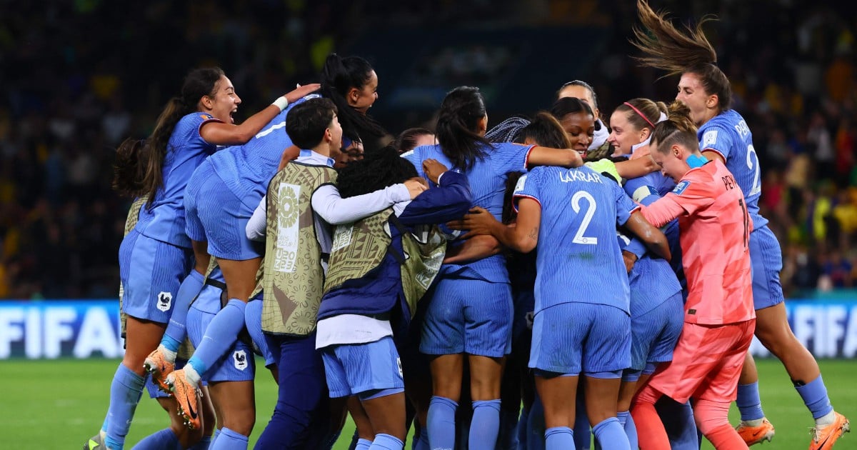 Wendie Renard leads France to victory over Brazil at Women's World Cup