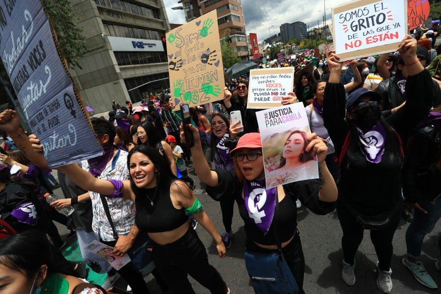 Xenxe Sex Videos - S. Korea women protest 'spycam porn' in mass rally