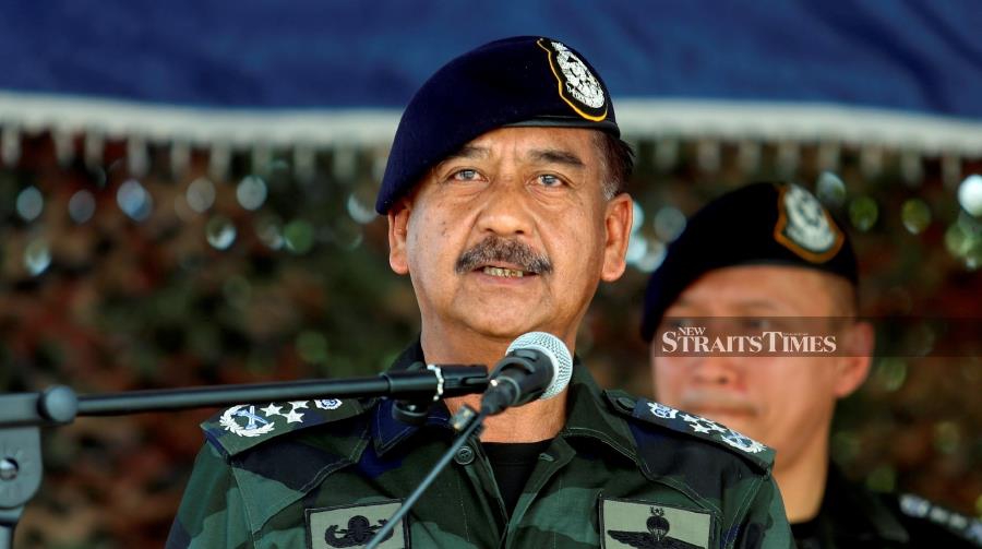  Inspector-General of Police (IGP) Tan Sri Razarudin Husain said action would be taken against those engaging in extreme provocations that could jeopardise public order.- NSTP/L.MANIMARAN 