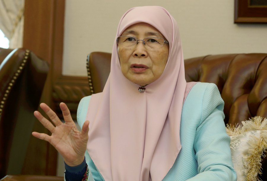First female deputy prime minister Datuk Seri Dr Wan Azizah Wan Ismail says she works hard and deserves credit. Pix by Ahmad Irham Mohd Noor. 