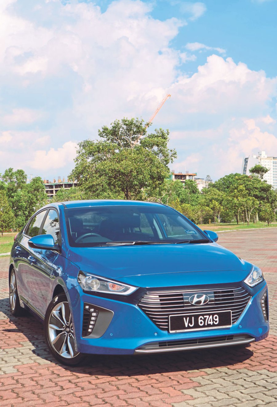 Hyundai Ioniq HEV Plus: Outstanding features at bargain ...