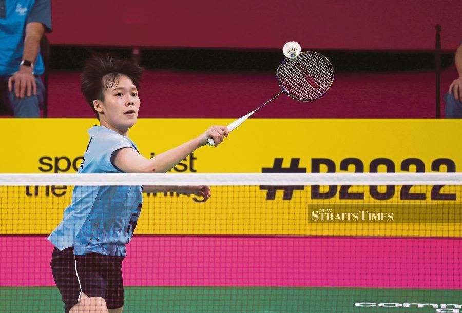 Shuttler Goh Jin Wei ran out of gas in the Vietnam Open final today. -NSTP file pic