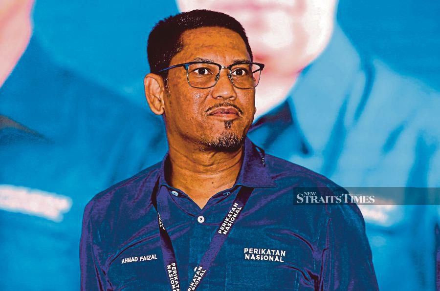 PN deputy president Datuk Seri Faizal Azumu hinted that the coalition will unveil a manifesto for the constituency when the time is right. Pic by STR/GENES GULITAH
