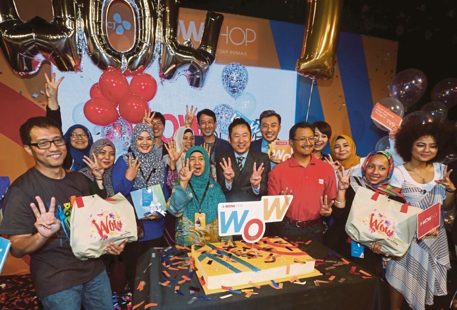  CJ  WOW  SHOP  beats target aims for RM120m in sales this 