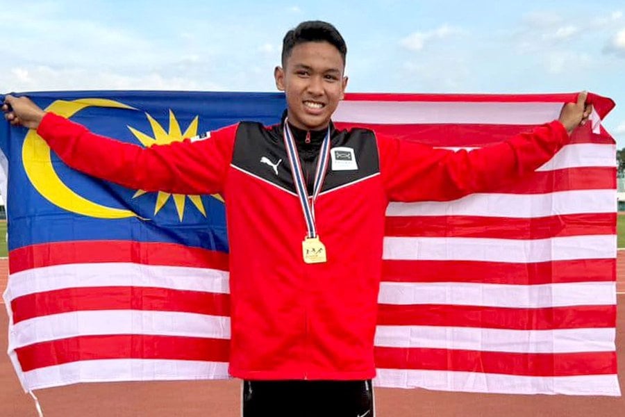 Teenager Mohamad Hazriq Cik Mat Kilau faces two crucial hurdles this year - the Sijil Pelajaran Malaysia (SPM) examination starting at the end of this month and qualifying for the World Athletics Under-20 Championships, which will be held in Lima, Peru in August. PIC COURTESY OF JPN JOHOR FB