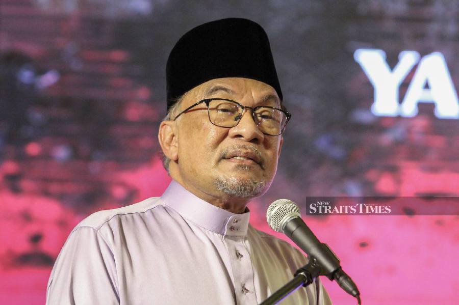 Prime Minister Datuk Seri Anwar Ibrahim has pointed out that the government is able to increase the salary of civil servants because of sound financial management. - NSTP/ WAN NABIL NASIR