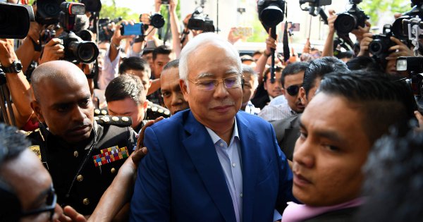 (Updated) Najib to face over 10 CBT charges linked to SRC International ...