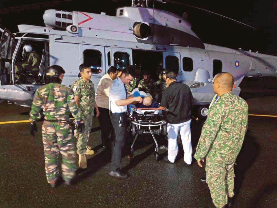 RMAF mercy flight brings patient to Besut Hospital .Courtesy of RMAF