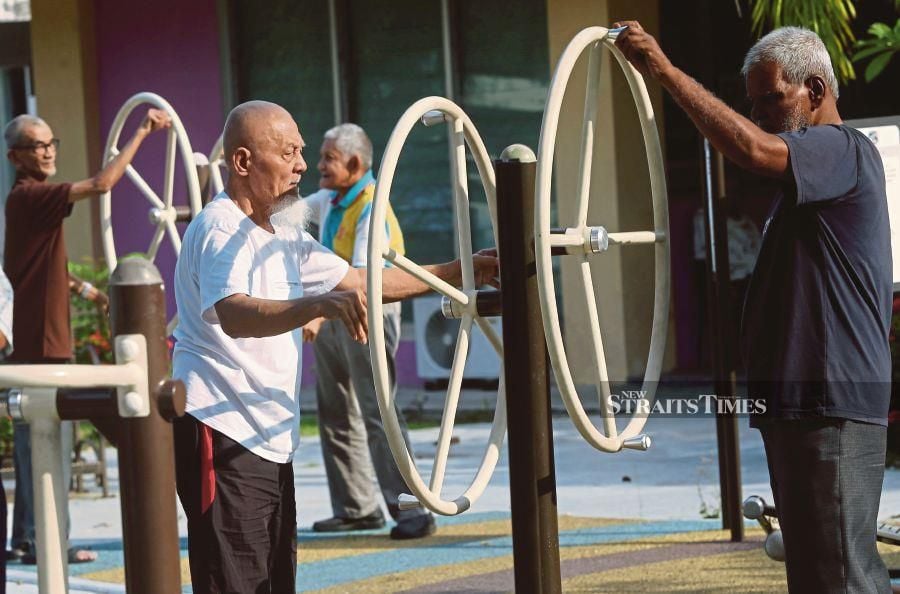  Morning activity for the elderly at Rumah Sri Kenangan, Cheras, Kuala Lumpur. Malaysia needs to have a comprehensive social care system for the elderly. FILE PIC 
