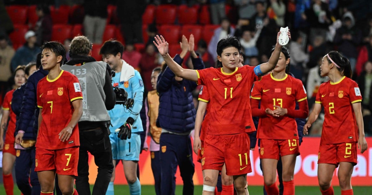 Wang keeps 10-player China's World Cup dreams alive in Haiti win