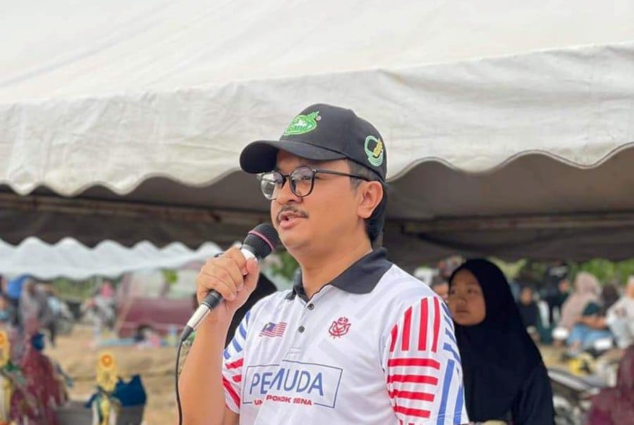 Pokok Sena Umno Youth chief Mohd Farhan Ahmad stressed the necessity of respecting due process while affirming Akmal’s commitment to the party’s core principles.