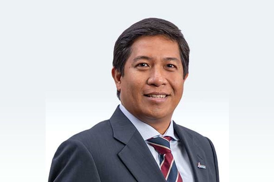 Malaysia Airports Holdings Bhd’s (MAHB) group chief financial officer Mohamed Rastam Shahrom will assume the role of acting group chief executive officer (CEO), effective October 25. -Pic courtesy of MAHB