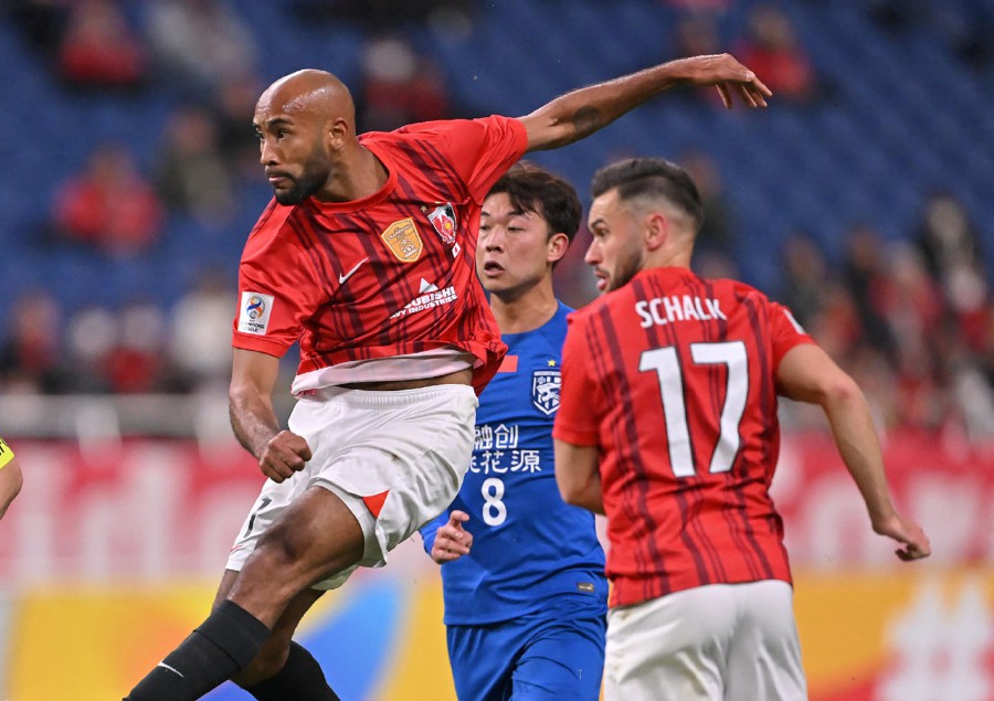 Japan’s defending champions Urawa Red Diamonds tumbled out of the Asian Champions League in the group stage on Wednesday after losing 2-1 to Hanoi FC in their final game. AFP FILE PIC