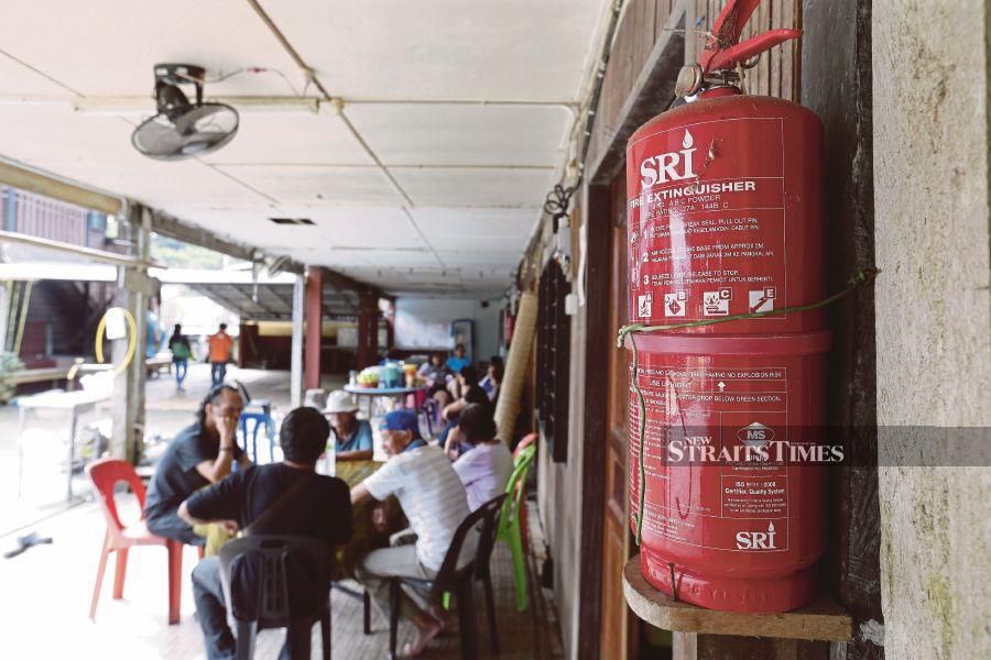 Almost No Sarawak Longhouse Complies With Fire Safety Rules | New ...