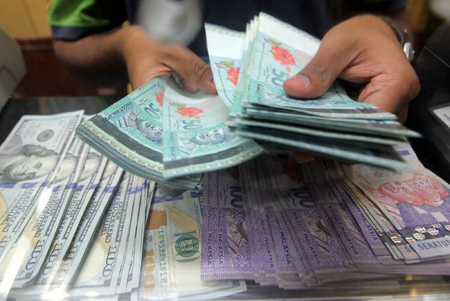 Dec 5 Ringgit Opens Higher Against Us Dollar