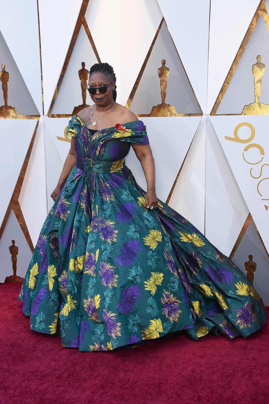 Oscars red carpet glitters in anything-goes fashion attitude