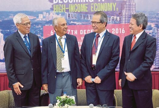 Imf Sees 4 6pc Growth Next Year
