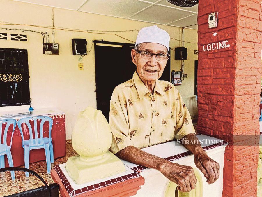 Felda settler Adnan Raof has seen Lurah Bilut change from a jungle into one of the country’s pride and joy. - NSTP/Mohd Noor Aswad