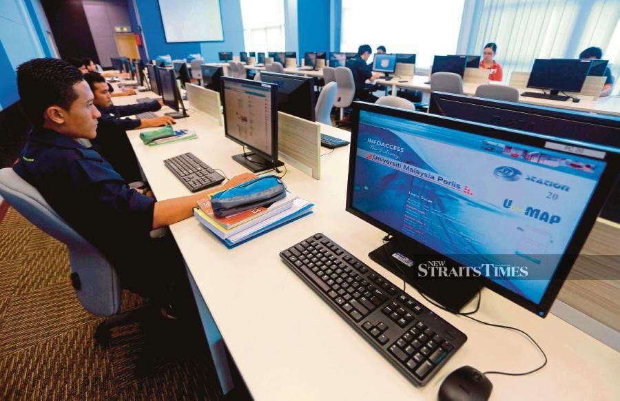Academics should use technology to increase their  knowledge and not for frivolous pursuits.  -NSTP file pic