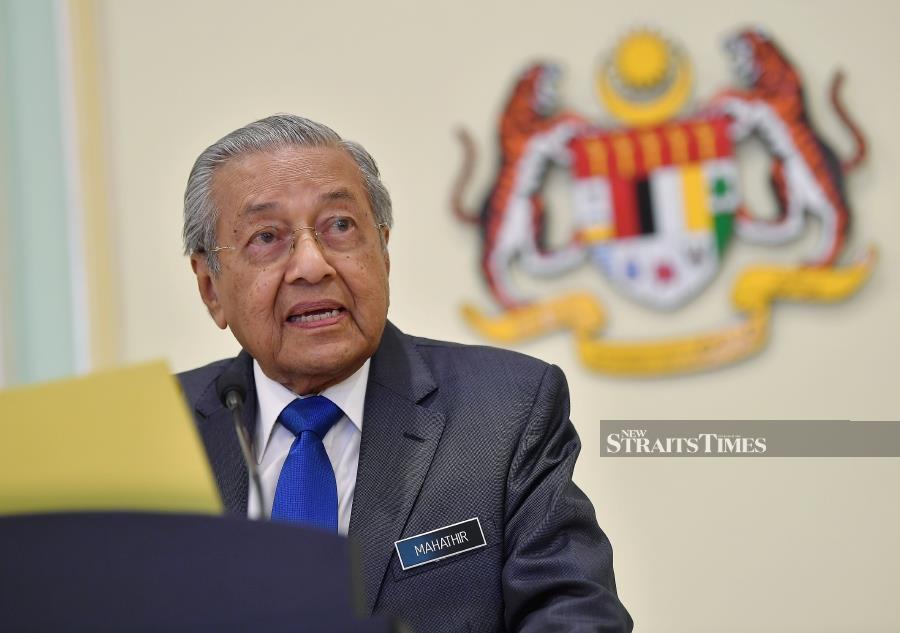Dr Mahathir has cracked the whip yet. But when he does, everyone should sit up and listen. (BERNAMA/FILE PIC)