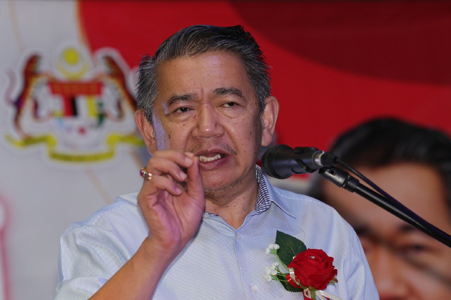 The Domestic Trade and Cost of Living minister, Datuk Seri Salahuddin Ayub said the initiative which would be announced on Tuesday, is the result of the cooperation with several ministries including the Economy Ministry, and the Agriculture and Food Security Ministry. -Bernama pic