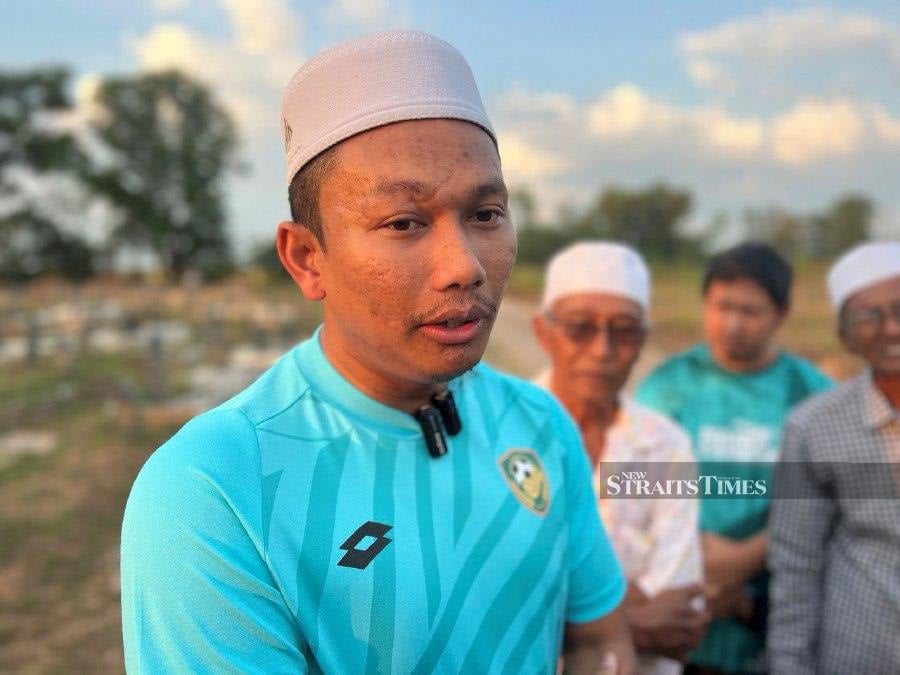 Murthada Dakwah Centre’s managing director ustaz Mohammad Yaakub Yusra Mohd Yusuf said former Kedah football coach Azraai Khor Abdullah was dedicated to see the success of Madad Tahfiz Soccer Academy. NSTP/ADIE ZULKIFLI