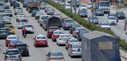 Bus lanes key to easing congestion | New Straits Times | Malaysia