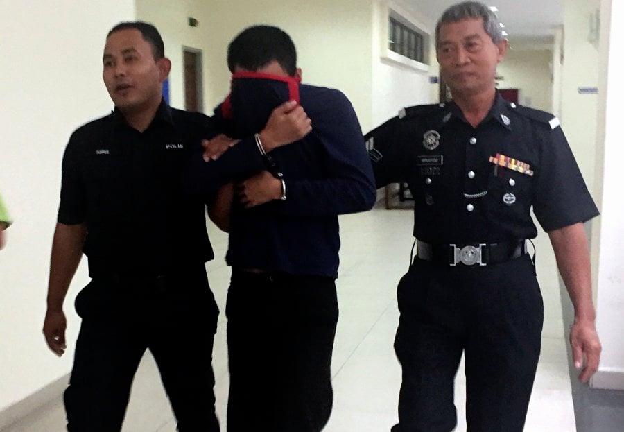 Muar man guilty of murdering ex- fiancée sent to gallows | New Straits ...