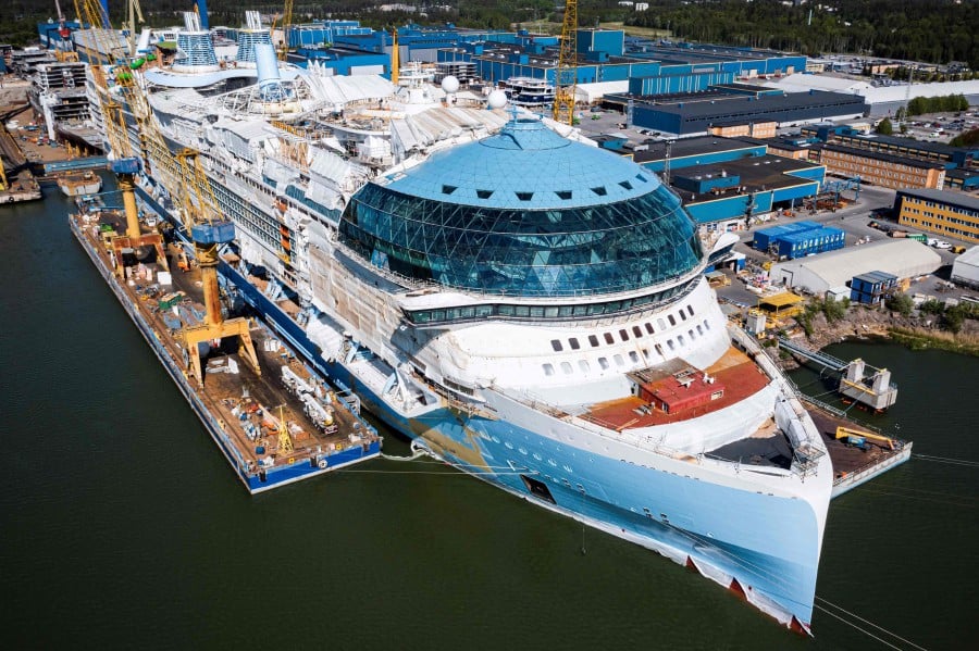 Royal Caribbean opens bookings for Icon of the Seas, worlds