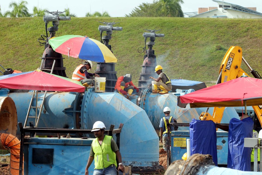 Water Disruption May Lead To Billion Ringgit Losses