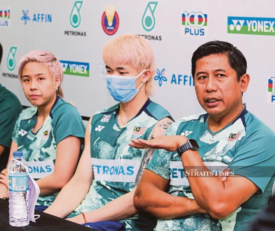 National mixed doubles coach Nova Widianto is keeping his fingers crossed that his top pair, Chen Tang Jie-Toh Ee Wei, will remain in good health for the Paris Olympics. NSTP/ASWADI ALIAS