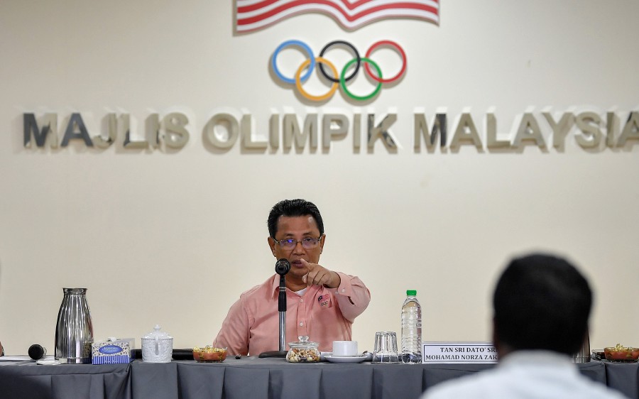 “The new dates for the Sea Games will be known within 10 to 14 days. Hosts Vietnam will propose and finalise the new dates,” said Olympic Council of Malaysia (OCM) president Tan Sri Norza Zakaria after the Sea Games Federation (SEAGF) meeting yesterday. -BERNAMA pic