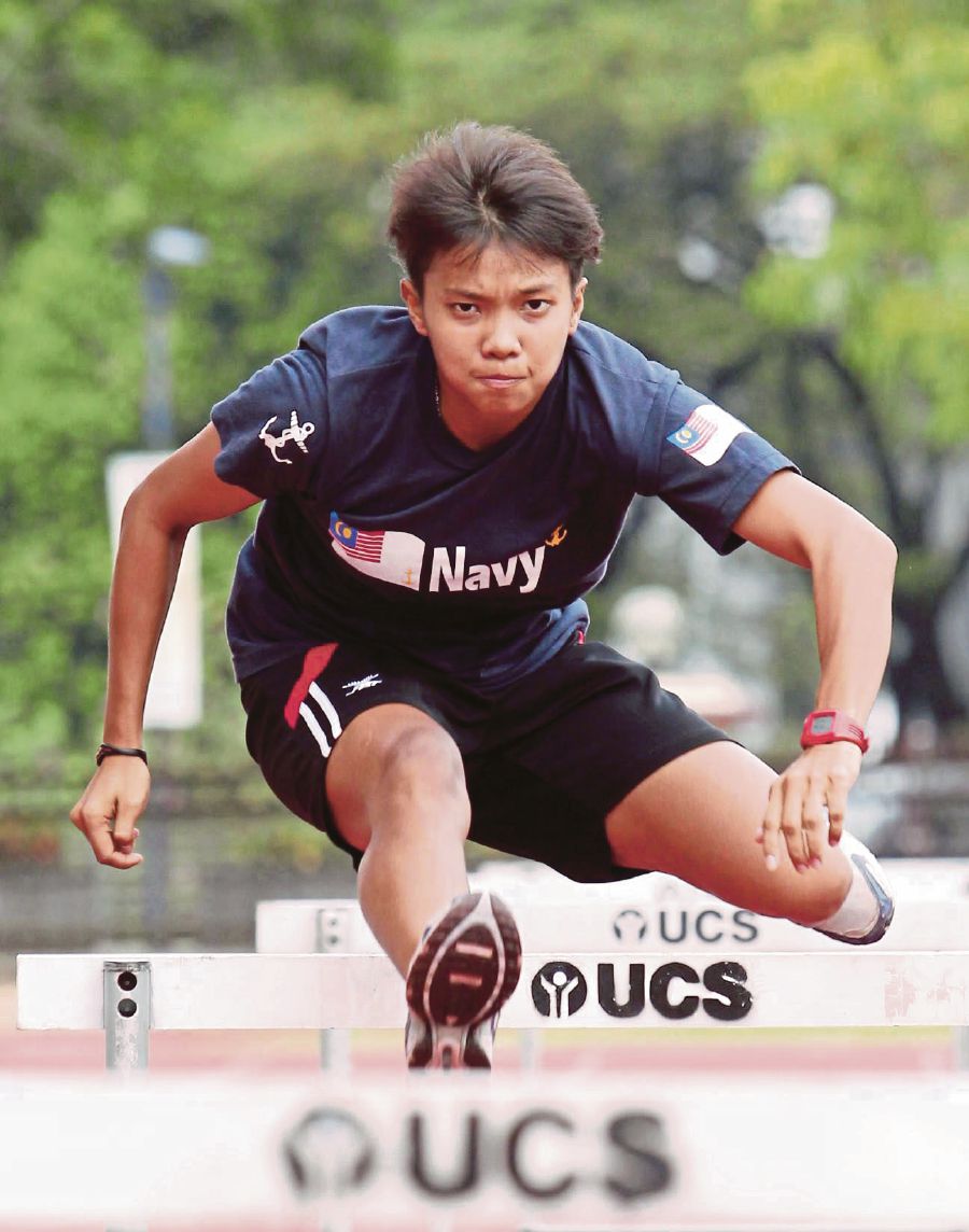 (File pix) Malaysia’s Raja Nursheena Raja Azhar won gold in the women’s 100m hurdles at the Thailand Open Track and Field Championships in Bangkok on Sunday. Pix by Harisyah Sabudin