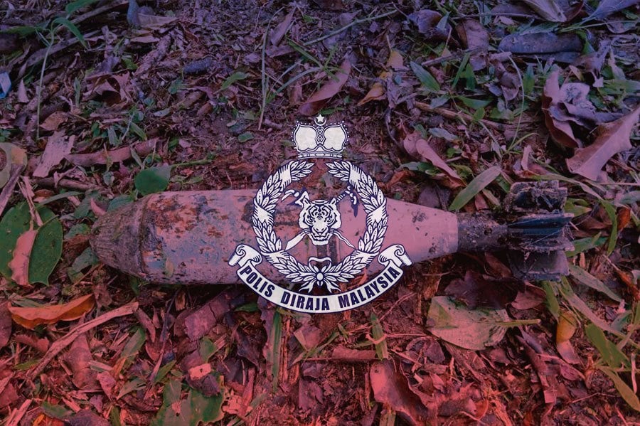 Jasin district police chief DSP Ahmad Jamil Radzi said the explosive device, a type of Unexploded Ordnance (UXO), was discovered by a gardener while clearing the area behind the house around 9 am today. NSTP FILE PIC, FOR ILLUSTRATION PURPOSE ONLY.