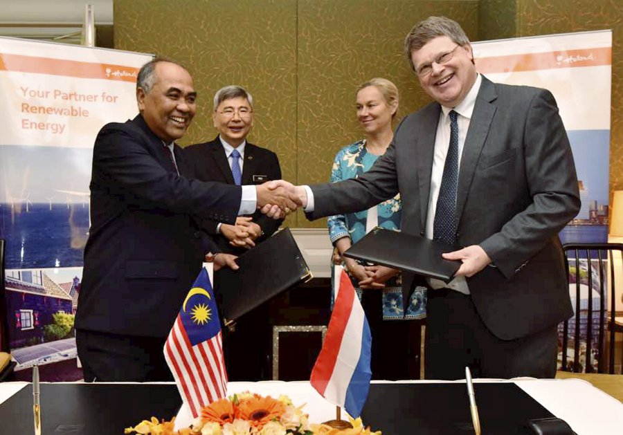 Malaysia, Netherlands to intensify discussion on palm oil ...