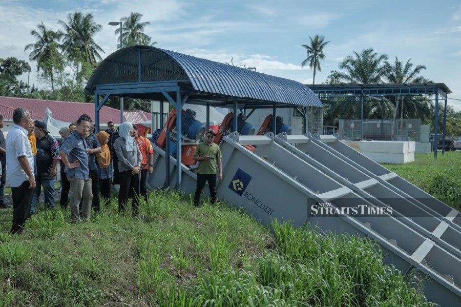 Natural Resources, Environment and Climate Change minister Nik Nazmi Nik Ahmad said the Sungai Langat Phase 1 and 2 RTB projects are under the High Priority Flood Mitigation list. NSTP/AIZUDDIN SAAD
