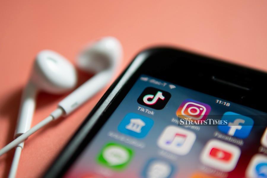TikTok remains the most downloaded app in the United States on the App Store and Google Play in the last quarter of 2021.