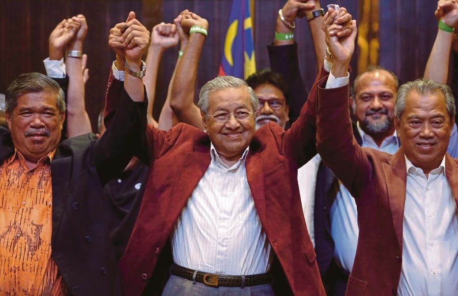 Tun M swears in as 7th Prime Minister today | New Straits ...