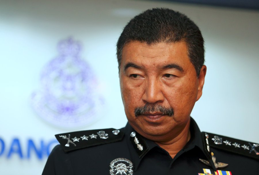  Sabah Police Commissioner Datuk Ramli Din said the robbery occurred at 2.05am and 3.13am at two hotels in the district. Pix by Malai Rosmah Tuah