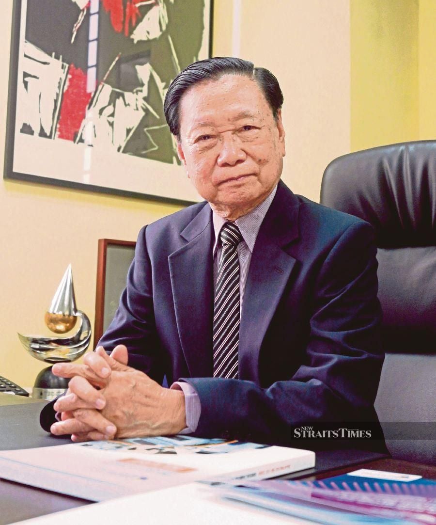 Virologist Emeritus Prof Datuk Dr Lam Sai Kit. -- File Pix