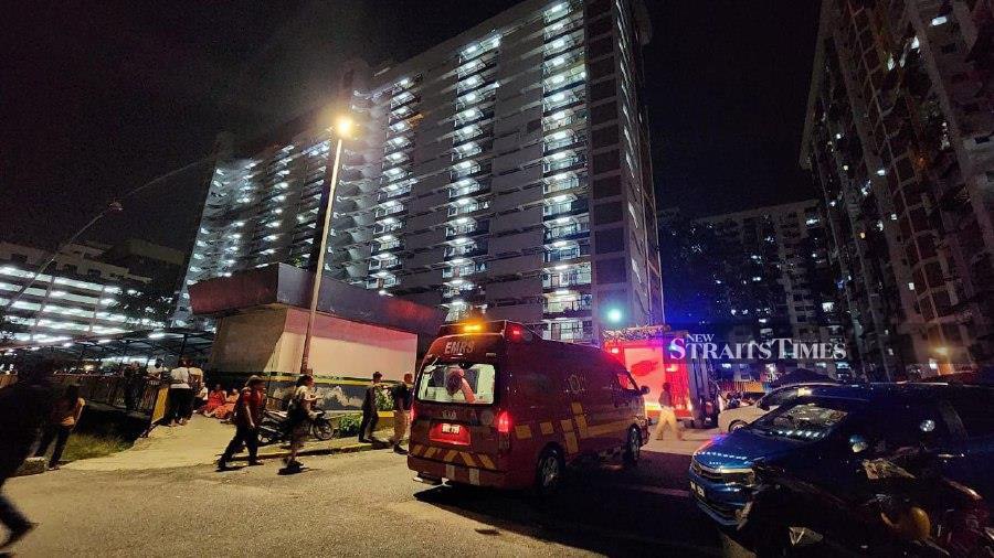 Firemen arriving at the Sri Sabah flats in Cheras following the incident. - NSTP file pic
