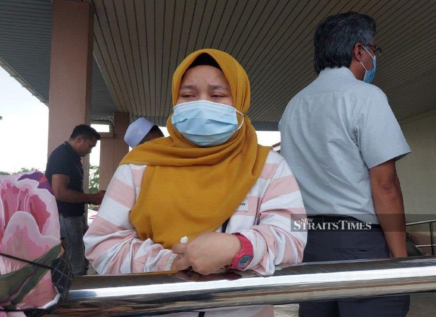 When her husband failed to come home by 5am, Siti Salwa Abdul Wahid, checked the `Find My Iphone' application to locate him. -NSTP/NURALIAWATI SABRI