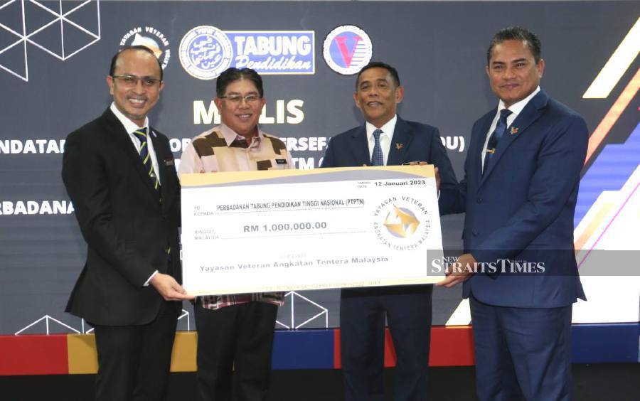 The Malaysian Armed Forces Veteran Foundation and National Higher Education Fund Corporation (PTPTN) today signed a Memorandum of Understanding (MoU) to establish a strategic partnership to meet the educational needs of children of army veterans. -NSTP/MOHAMAD SHAHRIL BADRI SAALI