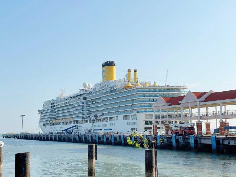 Costa Deliziosa, with a capacity of 2,828 passengers, arrived today from 8am to 1pm. It offers visitors a brief yet memorable glimpse into the wonders of Penang. COURTESY PIC