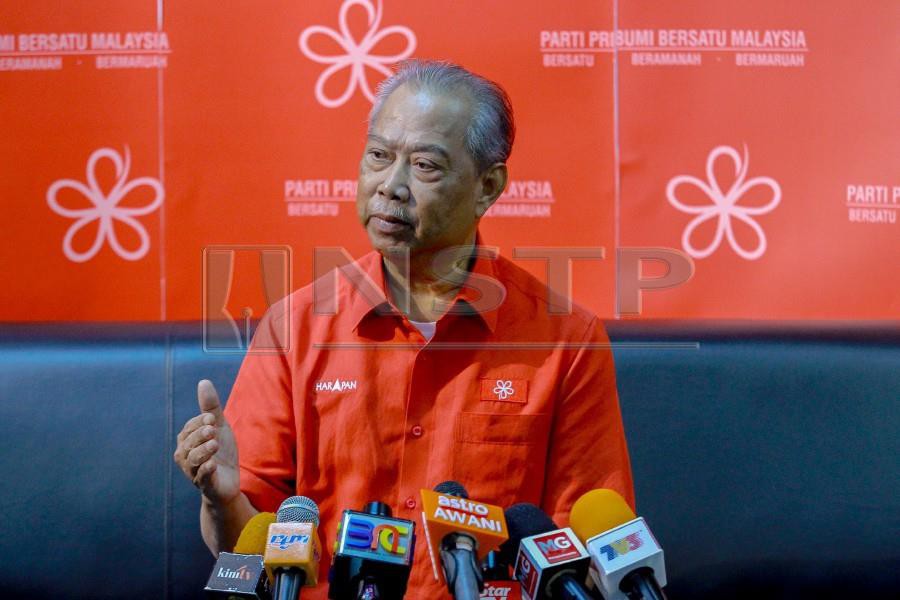 Bersatu president Tan Sri Muhyiddin Yassin said that it is now in discussion with pro-Pakatan Harapan (PH) Sabah-based Parti Warisan Sabah (Warisan) over the prospect of Bersatu opening branches and divisions in the state. NSTP/ASYRAF HAMZAH