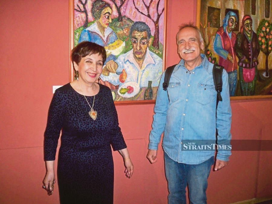  The writer with Russian poet and painter Nina Gabrielyan at an exhibition in 2017. -Pic courtesy of Dr Victor A. Pogadaev