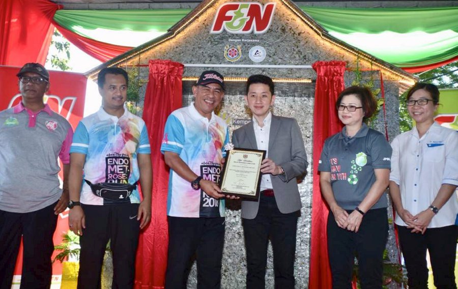 Shah Alam Council F N Promote Recycling Culture In Schools